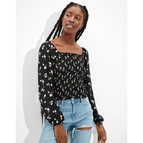 American Eagle Smocked Square Neck Blouse Top Women’s Size XS Black Floral Boho - Picture 2 of 9